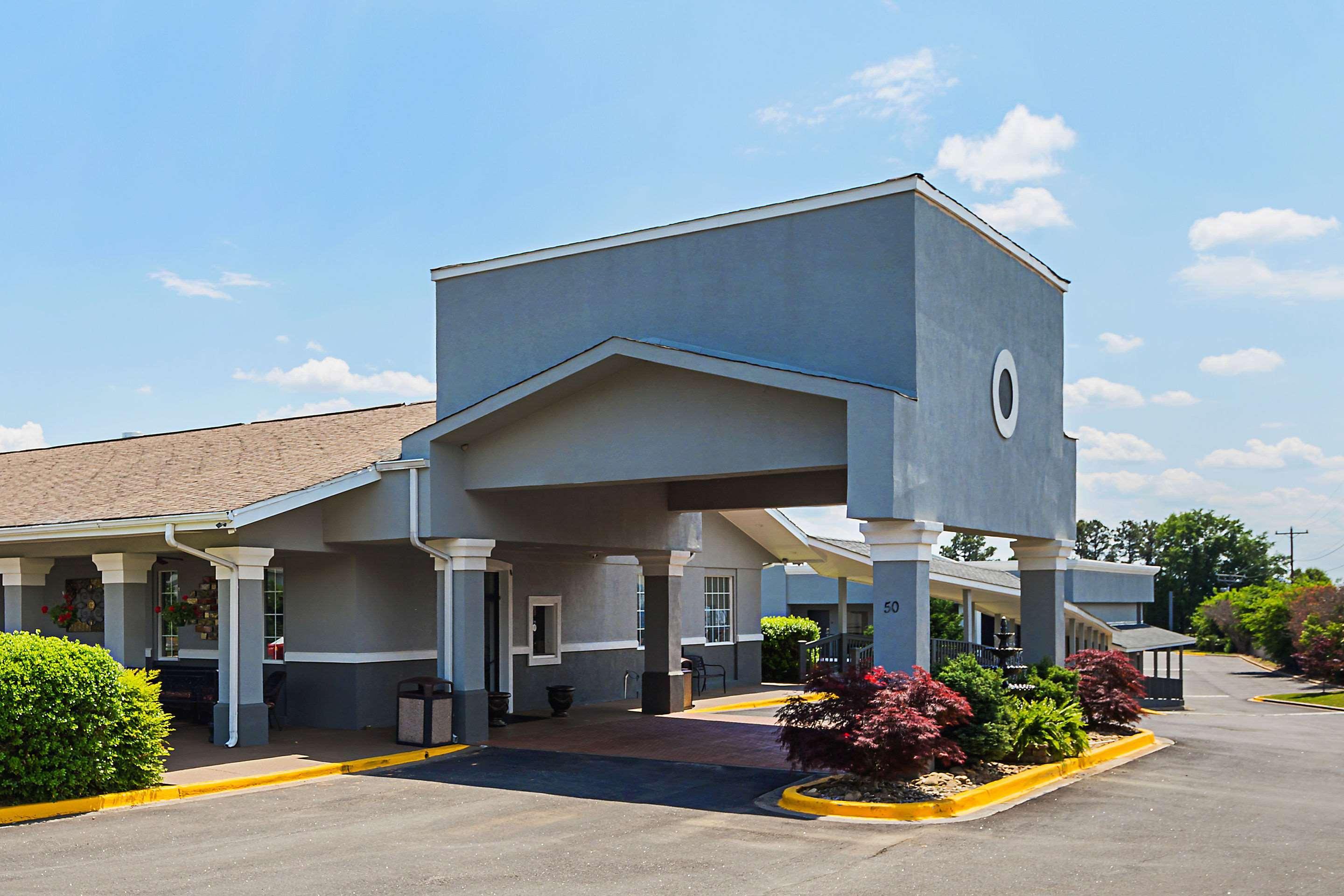 Quality Inn & Suites Greenville - Haywood Mall Exterior foto