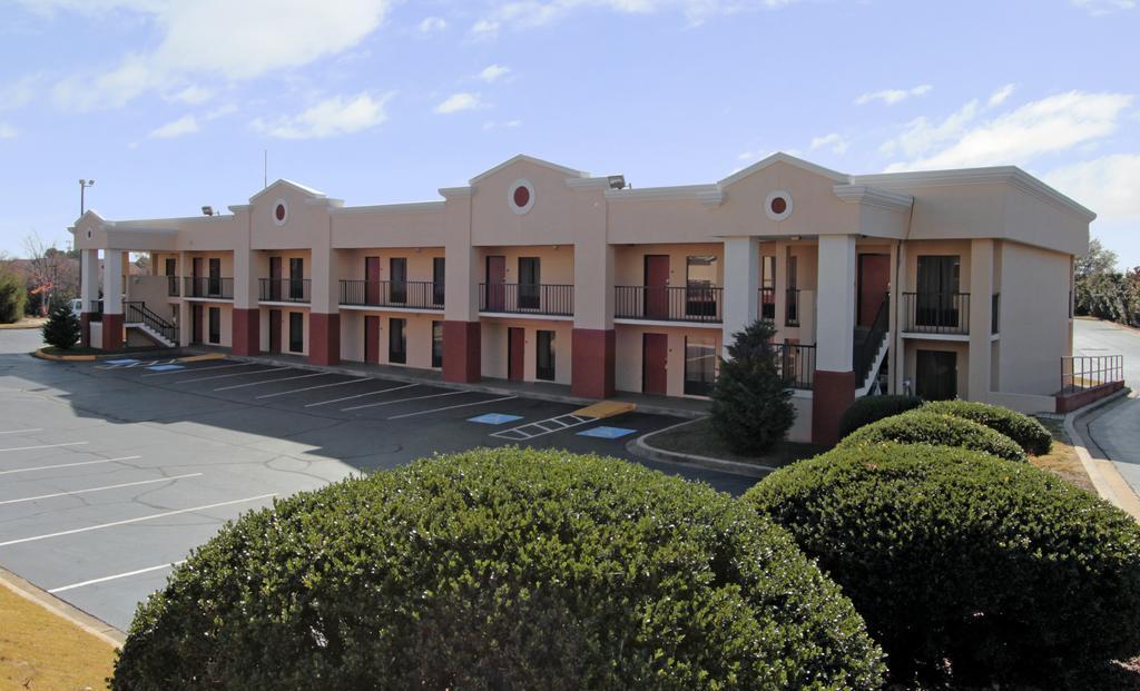 Quality Inn & Suites Greenville - Haywood Mall Exterior foto